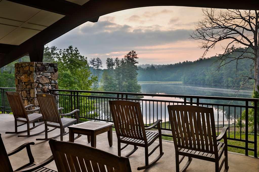 Kanuga Inn & Lodging Hendersonville Interior photo